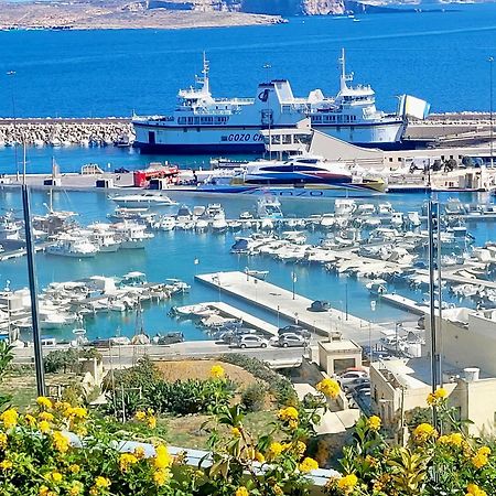 Grand Hotel Gozo Ghajnsielem Bagian luar foto